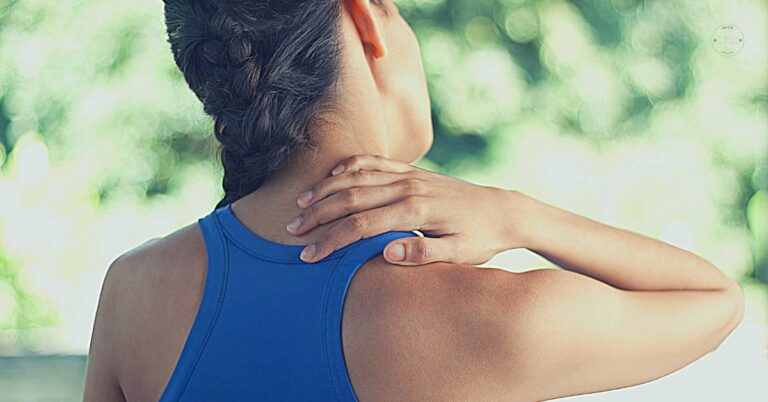a person performing a neck stretch exercise to relieve tension and ztuhlost svalů in the shoulder and upper back area