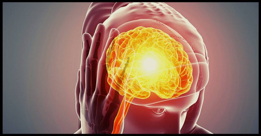 Migréna s aurou je typ migrény, která je spojena s různými vizuálními, senzorickými nebo motorickými příznaky. Jedná se o druhý nejčastější typ migrény a postihuje až 30 % lidí, kteří trpí migrénou. V tomto příspěvku na blogu se budeme zabývat tím, co migrénu s aurou způsobuje a jak ji zvládat.  Co je aura? Aura je zážitek, který u některých pacientů předchází epizodě migrény. Může způsobit poruchy a narušení vidění, řeči nebo vnímání, přičemž účinky mohou trvat až přibližně hodinu. Vzhledem k tomu, že k nástupu aury často dochází předtím, než se objeví skutečná migrenózní bolest, může fungovat jako varovné znamení, že se migréna blíží - i když ne vždy. Někteří lidé totiž nemusí mít po epizodě aury vůbec žádnou bolest hlavy. Z tohoto důvodu může pravidelné sledování krátkodobých příznaků pomoci lidem lépe porozumět svým vlastním vzorcům a předvídat, zda budou mít doprovodnou bolest hlavy, či nikoli. Co ji způsobuje?  Předpokládá se, že migréna s aurou je způsobena změnami v elektrické aktivitě mozku. Během záchvatu nervové buňky v mozku vypalují signály rychleji než obvykle. To může způsobit různé vizuální poruchy, jako jsou blikající světla nebo klikaté čáry, a také další pocity, jako je brnění nebo necitlivost rukou a nohou.  Migrénu často vyvolávají určité faktory, jako je stres, nedostatek spánku, určitá jídla nebo nápoje, jasné světlo nebo hlasité zvuky. Někteří lidé mohou mít migrény také v důsledku hormonálních změn během menstruačního cyklu.  Jaké jsou její hlavní projevy? Migréna s aurou je spojena i s tradičním záchvatem migrény, včetně pulzující bolesti hlavy, citlivosti na světlo a zvuk a nevolnosti. Během záchvatu mohou lidé také pociťovat poruchy zraku, jako jsou slepé skvrny nebo klikaté čáry v zorném poli. Mezi další příznaky patří necitlivost nebo mravenčení na jedné straně těla, zmatenost nebo potíže se soustředěním, nezřetelná řeč nebo závratě. Zvládání migrény s aurou  Zde je seznam nejlepších praktik pro zlávdnutí těchto epizod: 1. Identifikujte své spouštěče Nejlepším způsobem, jak zvládnout migrénu s aurou, je identifikovat spouštěče, které mohou vést k záchvatu, a vyhnout se jim. Jak to ale prakticky udělat? Veďte si deník migrény, kde si budete zaznamenávat jídlo, úroveň stresu, spánkový režim a další potenciální spouštěče. 2. Zvládejte stres Stres je jedním z nejčastějších spouštěčů záchvatů migrény s aurou. Proto je důležité praktikovat techniky zvládání stresu, jako je jóga, hluboké dýchání a mindfulness. Zvažte také možnost poradit se s lékařem o lécích nebo doplňcích stravy, které mohou pomoci snížit úzkost a depresi. 3. Cvičte relaxační techniky Relaxační techniky, jako je meditace a kognitivně-behaviorální terapie (KBT), mohou pomoci snížit četnost migrén snížením hladiny stresu a zlepšením celkové pohody. Věnujte každý den nějaký čas relaxačním aktivitám, jako je čtení knihy nebo poslech hudby 4. Dopřejte si dostatek spánku Nedostatek spánku a špatné spánkové návyky mohou zhoršit příznaky migrény. Dbejte na to, abyste si každou noc dopřáli alespoň 7-8 hodin klidného spánku, a vyhněte se činnostem, které mohou narušit váš spánkový režim, jako je sledování televize dlouho do noci nebo pití kofeinu příliš blízko před spaním. 5. Pravidelně cvičte Pravidelná fyzická aktivita je spojena se snížením počtu záchvatů migrény s aurou. Snažte se každý den věnovat 30 minutám cvičení střední intenzity, například chůzi nebo jízdě na kole. 6. Jíst zdravou stravu Vyvážená strava je důležitá pro udržení záchvatů migrény na uzdě. Snažte se do jídel zařadit dostatek čerstvého ovoce, zeleniny a celozrnných výrobků a omezte potraviny s vysokým obsahem cukru a dalších nezdravých složek. 7. Poraďte se se svým lékařem Pokud trpíte častými migrénami s aurou, je důležité promluvit si se svým lékařem, aby mohl posoudit vaše příznaky a doporučit, jak je nejlépe zvládat. Lékař vám může navrhnout léky nebo léčbu, jako je biofeedback nebo akupunktura, které mohou pomoci snížit četnost záchvatů. Lidé, kteří trpí migrénou, by se měli snažit dostatečně odpočívat a pravidelně cvičit, zdravě se stravovat a praktikovat relaxační techniky, jako je jóga nebo meditace. Vyhýbání se kofeinu a alkoholu může také pomoci snížit četnost záchvatů. Pokud tyto strategie nezabírají, lze k zastavení záchvatu, který už jednou začal, použít léky, jako jsou triptany. Pokud trpíte úpornými bolestmi hlavy, poraďte se se svým lékařem, aby vám mohl doporučit nejlepší léčebný plán.  Často Kladené Otázky Co zabírá na migrénu s aurou?Často se doporučují různé typy léčby a preventivní opatření. Nejběžnější přístup zahrnuje úpravu životního stylu, jako je snížení stresu, udržování dostatečného spánku, pití velkého množství tekutin, vyhýbání se určitým potravinám a omezení vystavení spouštěčům, jako je jasné světlo, hlasité zvuky a silné pachy. Ke snížení bolesti a zmírnění dalších příznaků mohou být použity také léky, jako jsou lokální tablety a injekce. Kromě toho se u některých lidí trpících tímto onemocněním osvědčily alternativní léčebné metody, jako je akupunktura a biofeedback. Před zahájením jakéhokoli léčebného režimu je vždy důležité poradit se s poskytovatelem zdravotní péče. Při správném vedení mohou jedinci s migrénou s aurou svůj stav účinně zvládat a těšit se z lepší kvality života.Co přírodního proti mígréně s aurou?Myrha je obvykle spojována s duchovními rituály a obřady, jako je smudlání, pálení kadidla nebo pomazání. Přestože existuje mnoho ochranných rituálů, při nichž se myrha používá k potlačení negativity nebo na pomoc při léčení, lze použít i některé přírodní látky. Mezi nejúčinnější patří jalovcový olej, vavřínový olej, kořen anděliky, hřebíčkový olej, zázvorový olej a pelyněk. Všechny mají očistné a antioxidační schopnosti, které skvěle působí proti auře negativní energie, která často přichází s přítomností myrhy.Kdy kvůli auře navštívit lékaře?Mnoho lidí trpí bolestmi hlavy, zejména migrénami. Je důležité, abyste si o své migréně a všech příznacích, které ji provázejí, promluvili se svým lékařem. Pokud se u vás objeví nové nebo neobvyklé příznaky, obraťte se na svého lékaře, aby vám poradil. Rozhovor o bolesti, kterou pociťujete, by vám oběma mohl pomoci najít způsob, jak ji správně zvládnout. Odhalení všech aspektů vaší migrény může usnadnit proces diagnostiky a nasměrovat vás k nalezení řešení, které vám bude nejlépe vyhovovat. Nebojte se promluvit, pokud se frekvence nebo intenzita vašich migrén zvýšila; vyhledání odborné pomoci zajistí nejlepší postup. Závěr Pochopení migrény s aurou je důležité pro každého, kdo tímto onemocněním trpí, i pro ty, kteří o něj pečují. Tento typ migrény je způsoben změnami v mozkové činnosti, které vedou k různým poruchám zraku a dalším pocitům v těle. Migrénu s aurou nejlépe zvládnete tak, že určíte spouštěče a pokud možno se jim vyhnete, budete dostatečně odpočívat a cvičit, budete se zdravě stravovat, budete praktikovat relaxační techniky, jako je jóga nebo meditace, a v případě potřeby budete užívat léky. Pokud trpíte častými bolestmi hlavy, je důležité, abyste se poradili se svým lékařem, který vám doporučí nejlepší plán léčby. Kromě toho lze ke zvládnutí tohoto stavu použít přírodní prostředky, jako je myrha a esenciální oleje. Díky správné prevenci a léčbě mohou lidé trpící migrénou s aurou zmírnit své příznaky a zlepšit celkovou kvalitu života.