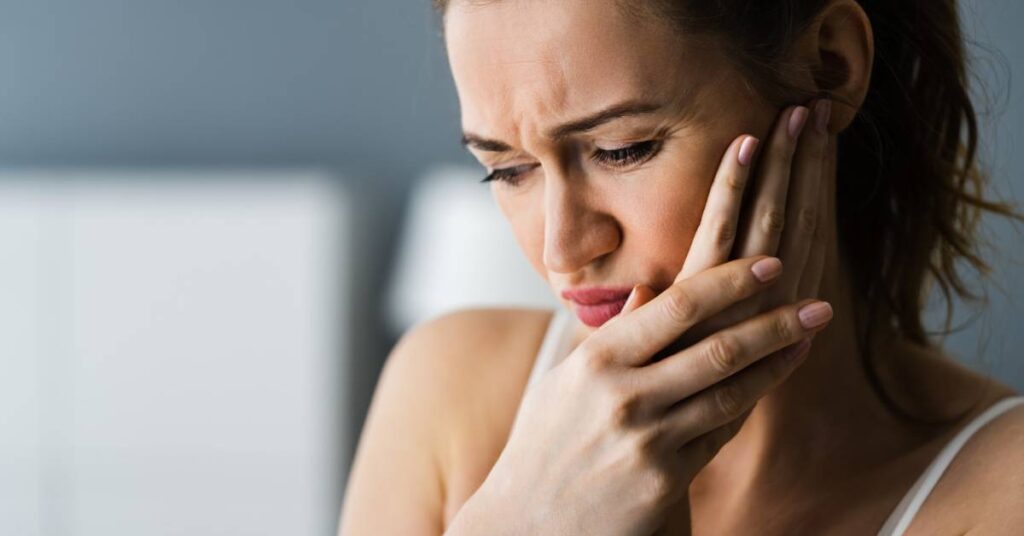 Příčiny Bolesti Zubů V Těhotenství & 6 Způsobů Jak Se Jich Zbavit