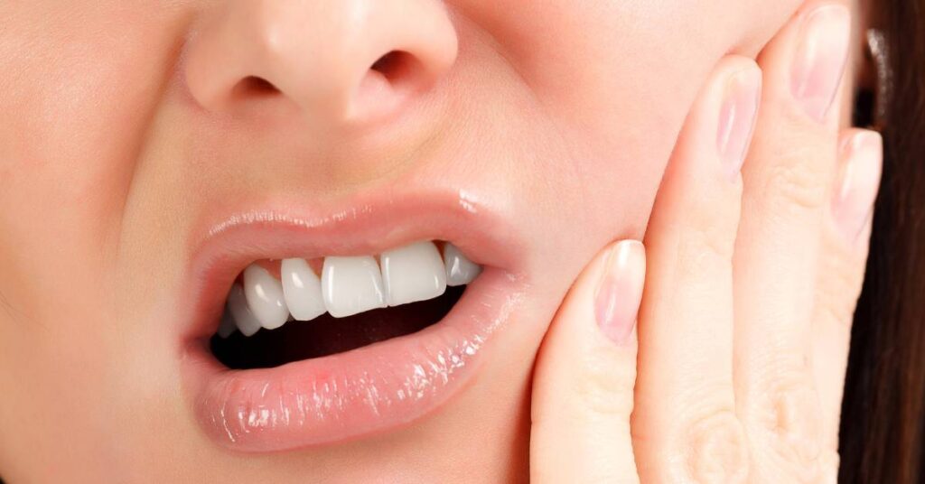 Co Dělat Pokud Máte Bolest Zubů Z Průvanu!