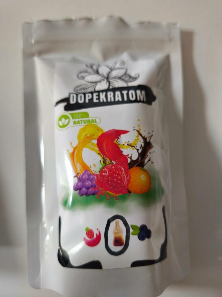 zeleny kratom s prichuti coly
